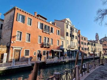 Palazzo / Stabile in vendita a Venezia VE