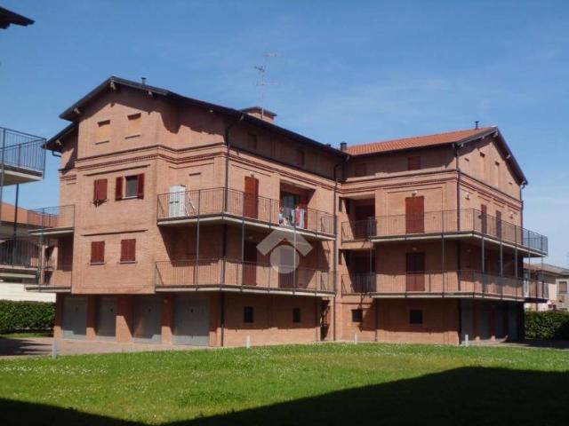 Palazzo / Stabile in vendita a Vernate MI