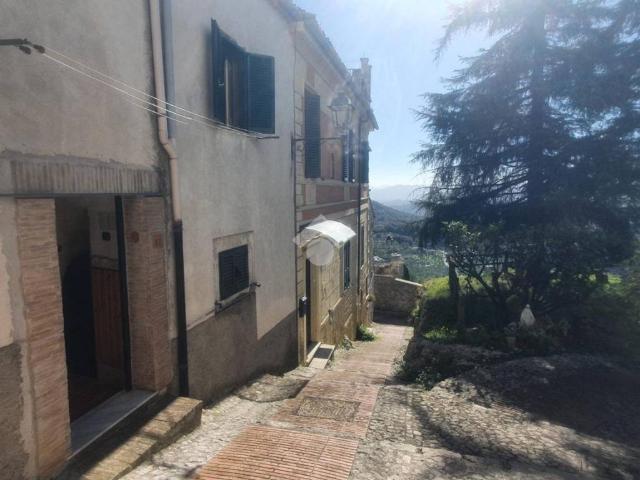 Palazzo / Stabile in vendita a Veroli FR
