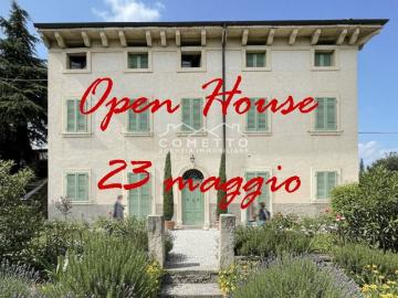 Palazzo / Stabile in vendita a Verona VR