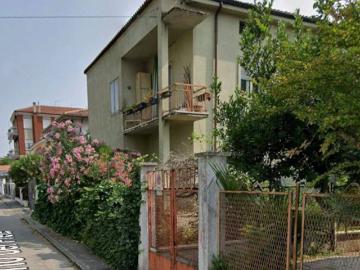Palazzo / Stabile in vendita a Verona VR