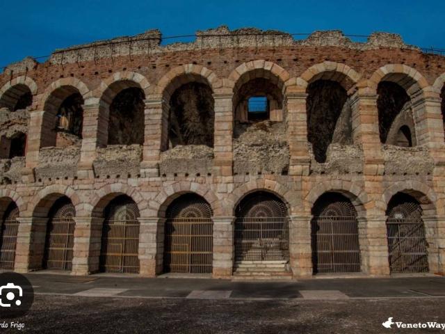 Palazzo / Stabile in vendita a Verona VR