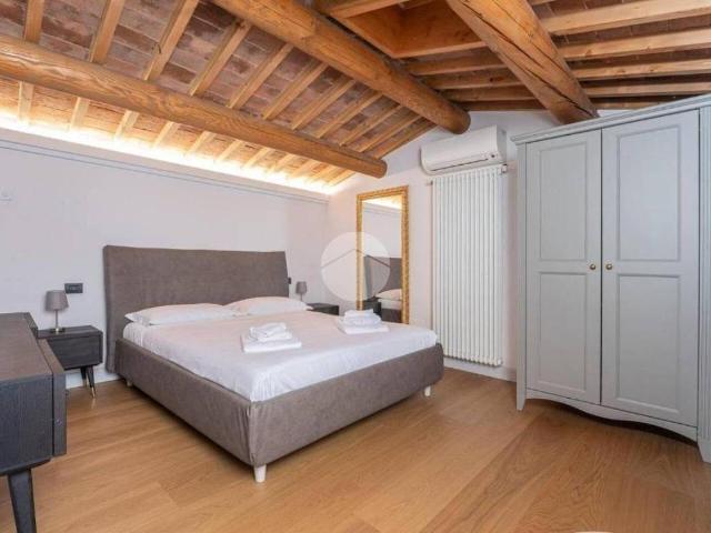 Palazzo / Stabile in vendita a Verona VR