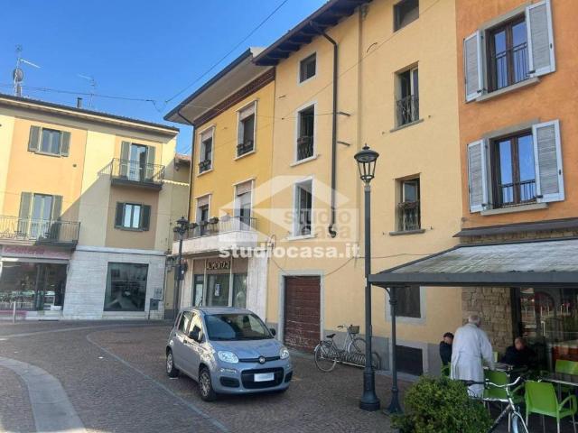 Palazzo / Stabile in vendita a Verdello BG