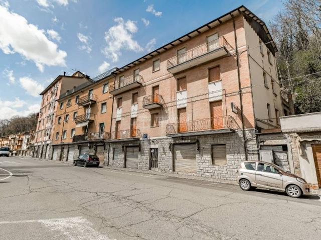 Palazzo / Stabile in vendita a Vergato BO