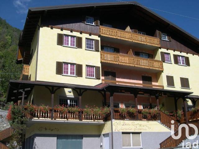 Palazzo / Stabile in vendita a Vezza d'Oglio BS