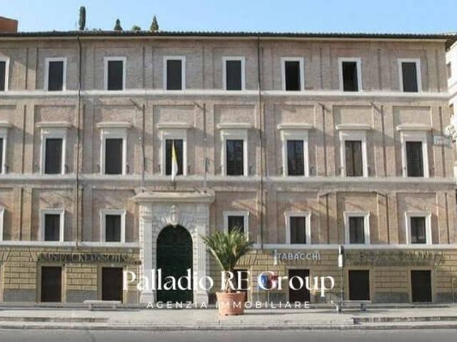 Palazzo / Stabile in vendita a Vicenza VI
