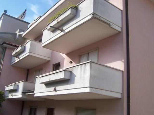 Palazzo / Stabile in vendita a Vicenza VI