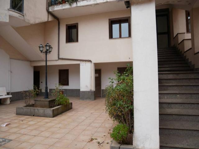 Palazzo / Stabile in vendita a Vibo Valentia VV