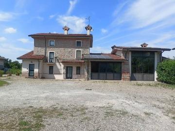 Palazzo / Stabile in vendita a Vigolzone PC