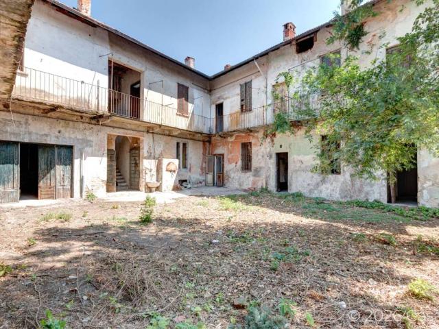Palazzo / Stabile in vendita a Vigevano PV