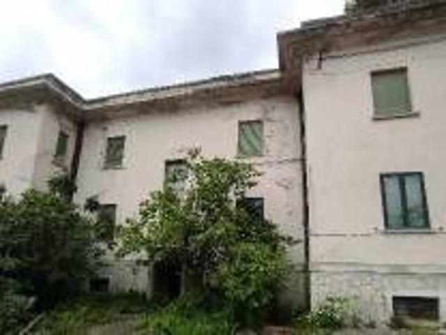 Palazzo / Stabile in vendita a Villa Santa Maria CH
