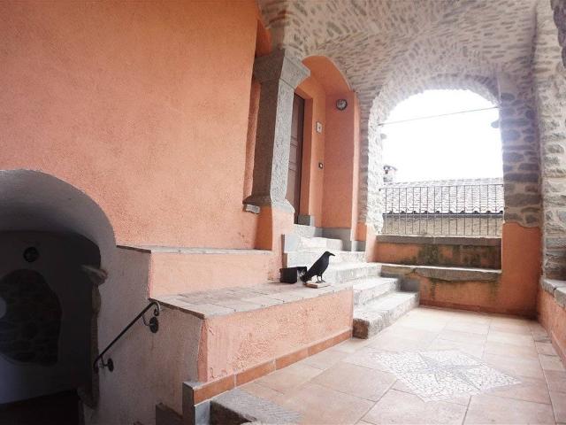 Palazzo / Stabile in vendita a Villafranca in Lunigiana MS