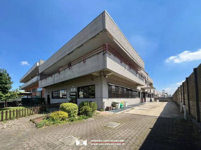 Palazzo / Stabile in vendita a Vimodrone MI