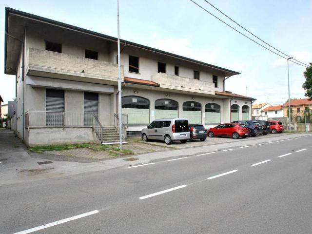 Palazzo / Stabile in vendita a Vimercate MB