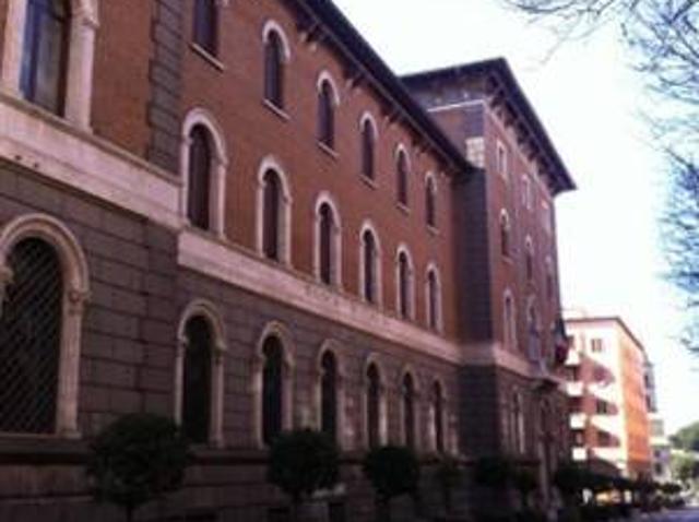 Palazzo / Stabile in vendita a Viterbo VT