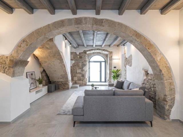 Palazzo / Stabile in vendita a Viterbo VT