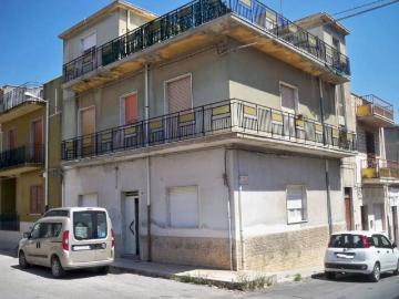 Palazzo / Stabile in vendita a Vittoria RG