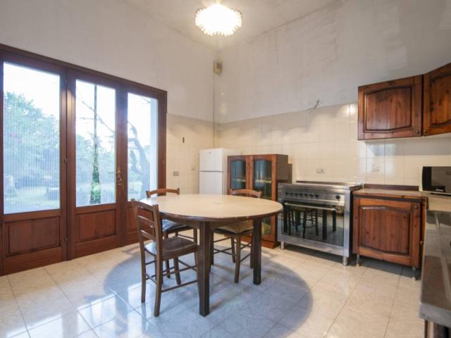 Palazzo / Stabile in vendita a Vo' PD