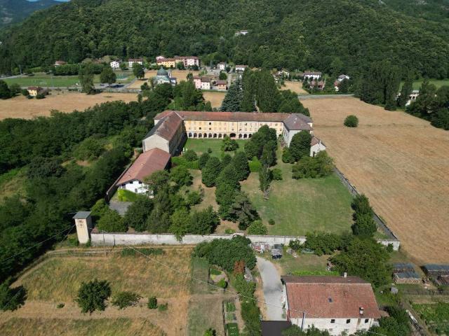 Palazzo / Stabile in vendita a Voltaggio AL