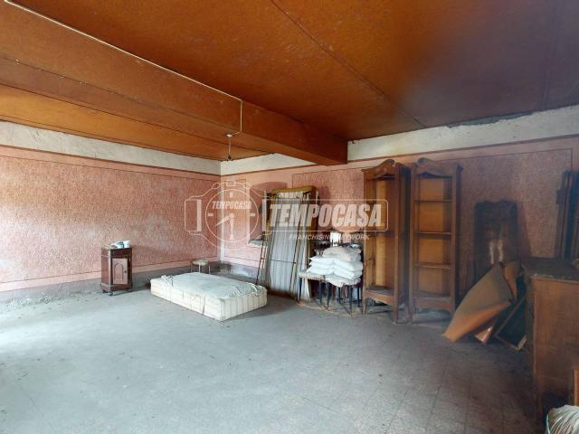 Palazzo storico in vendita a Besana In Brianza