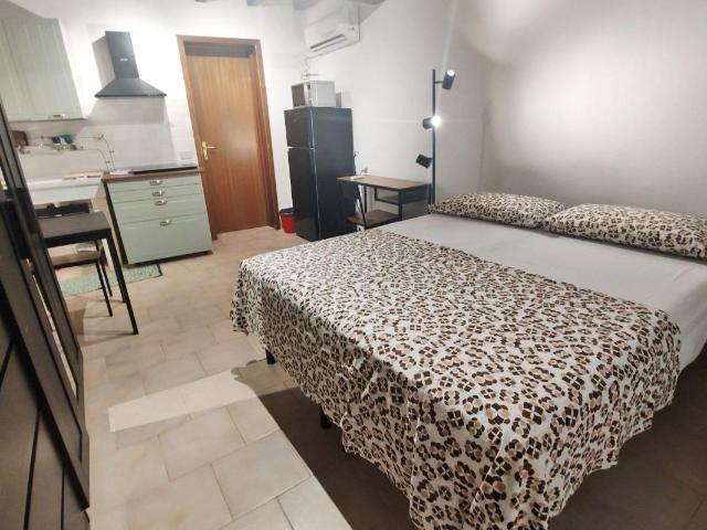 Palazzo Strada XX Settembre 15 vani 300mq