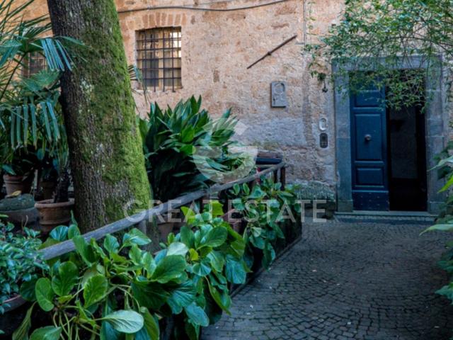 Palazzo Saracinelli 611m² Orvieto