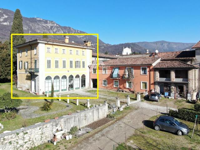 Via Carini 25 20 vani 633mq