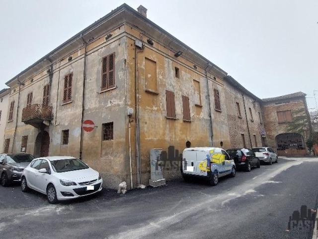 Palazzo 17 vani 950mq