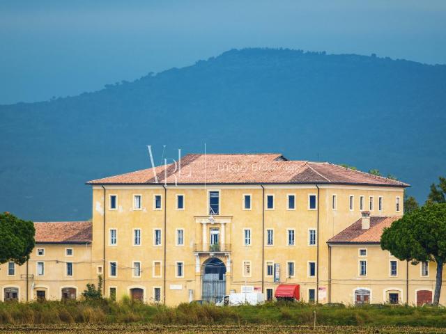 Palazzo 4000mq