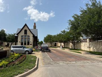 Palencia Dr