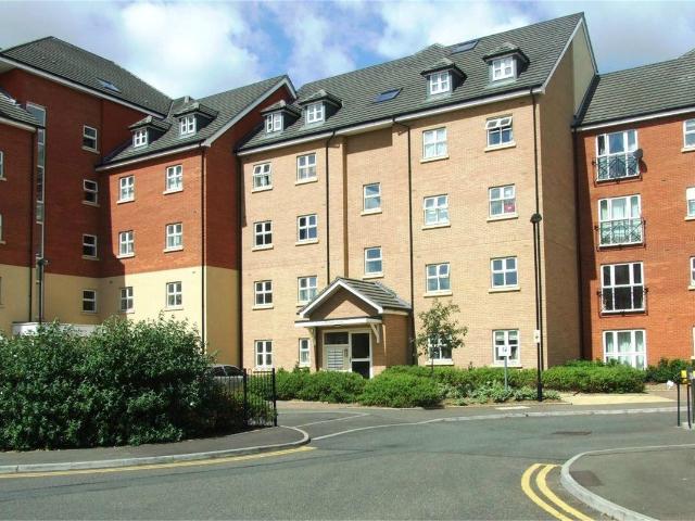 Palgrave Road, Bedford MK42, 2 bed flat to rent, £1,250 pcm | PrimeLocation