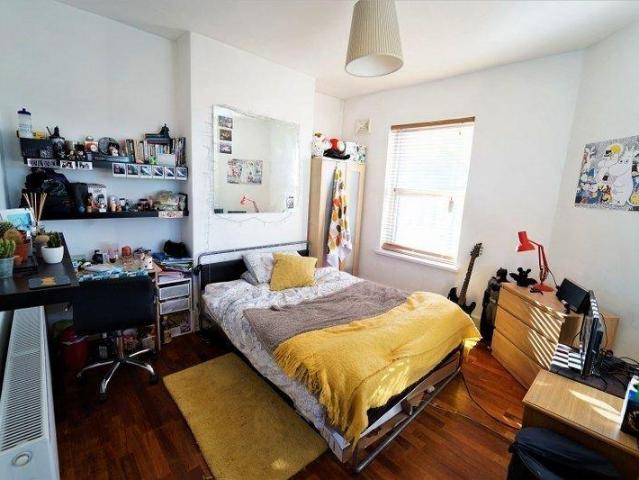 Palin Street, Nottingham. 4 bed house to rent £1,707 pcm £394 pw