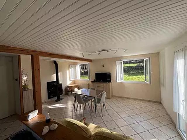 Palise 25870 Achat / Vente maison 5 pièces t5 au dernier étage cave