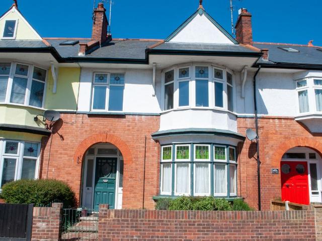 Pall Mall, Leigh On Sea SS9, 2 bed flat to rent, £1,200 pcm | PrimeLocation