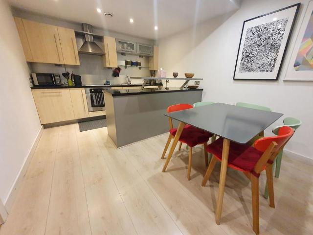 Pall Mall, Liverpool L3 2 bed apartment to rent £1,050 pcm £242 pw