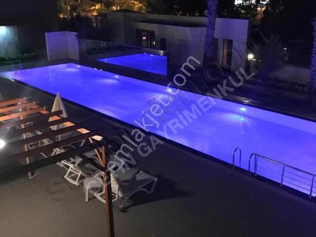 Palm Aveneu Sitesinde Katta Havuz Cephe Eşyalı Kiralık 2+1 Daire