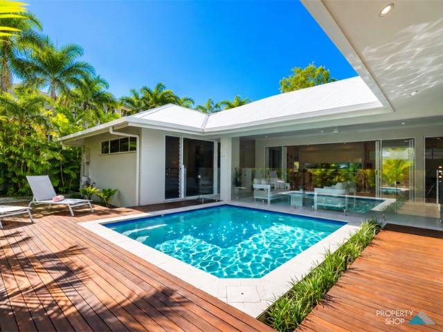 PALM COVE EXECUTIVE RETREAT