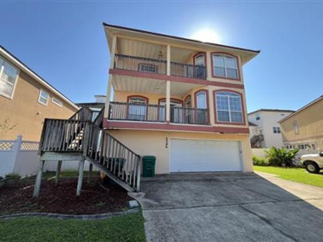 Palm Harbor Dr