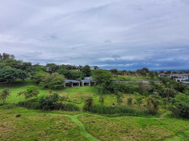 Palm Lakes Family Home
