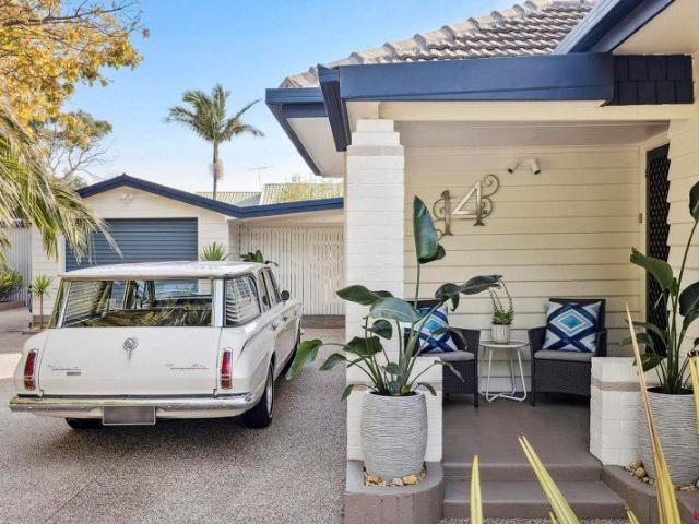Coastal Classic on Prized Corner Block, 250m from Beach