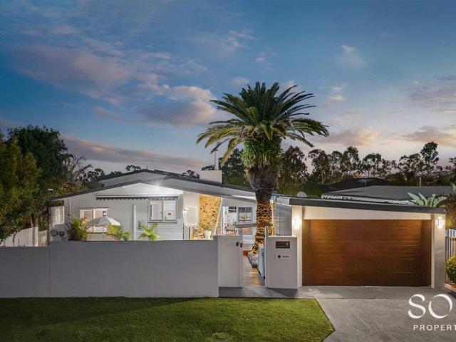 Palm Springs Style | Resort Style Living | Custom Basketball Court