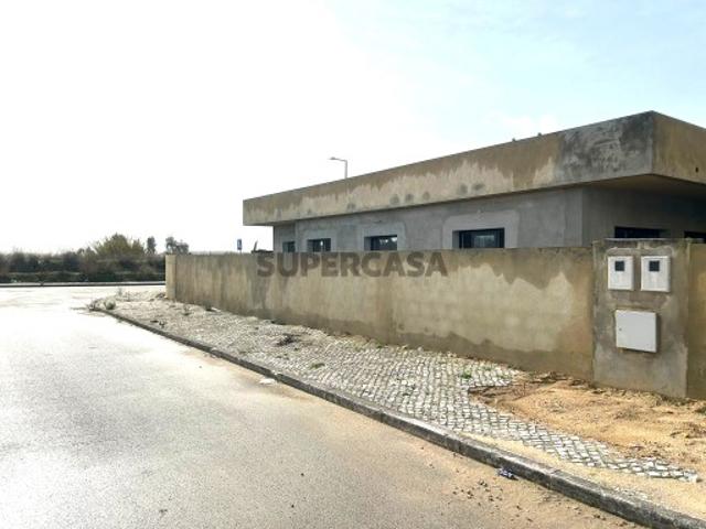 Palmela Urb. Bela Vista Moradia Isolada Térrea de 5 Assoalhadas