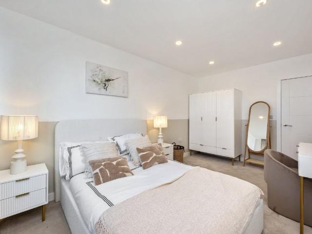 Palmer House, 110 111 Davigdor Road, Hove BN3, 1 bed flat to rent, £1,300 pcm | PrimeLocation