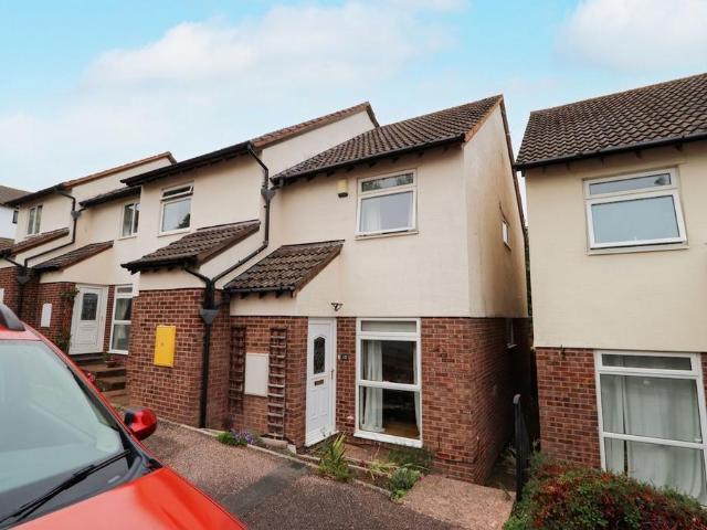 Palmerston Drive, Exeter, EX4 2 bed semi detached house to rent £1,250 pcm £288 pw