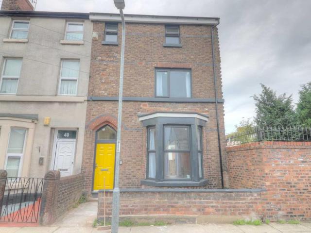 Palmerston Road, Garston, Liverpool, L19 1 bed apartment to rent £700 pcm £162 pw