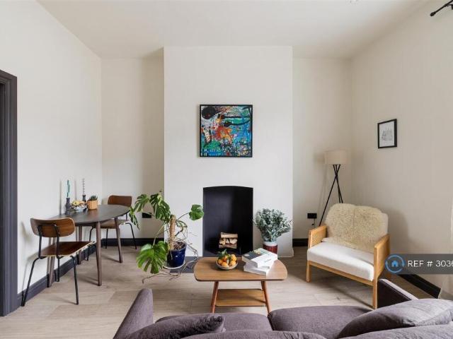 Palmerston Road, London, E7 2 bed flat to rent £2,000 pcm £462 pw