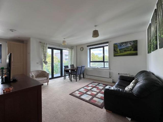 Palmerston Road, London 1 bed in a house share to rent £1,300 pcm £300 pw