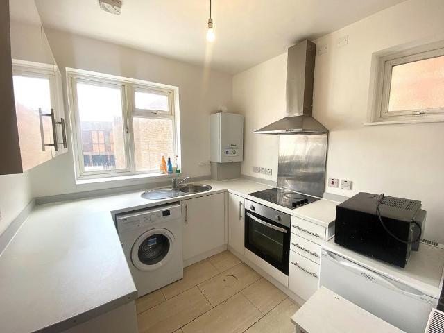 Palmerston Road, Southsea 3 bed maisonette to rent £1,600 pcm £369 pw