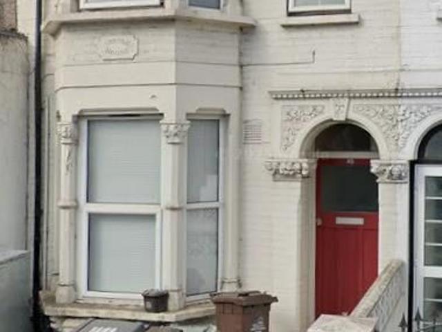 Palmerston Road, Walthamstow E17, 2 bed flat to rent, £1,895 pcm | PrimeLocation